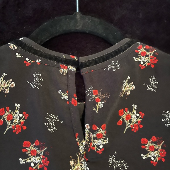 Dex Top - Picture 4 of 6